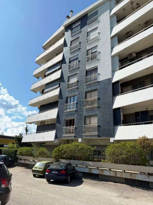 appartamento in vendita a Rende in zona Quattromiglia