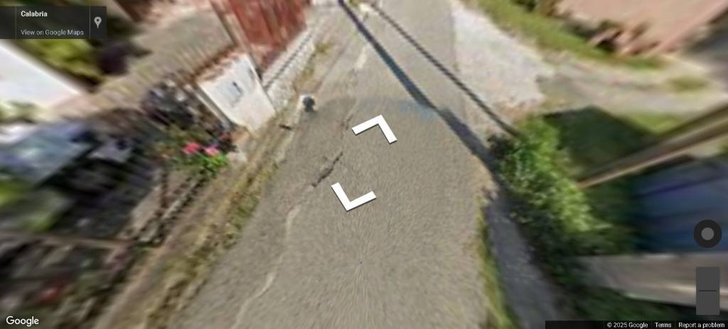 locale di sgombero in vendita a Rende in zona Quattromiglia