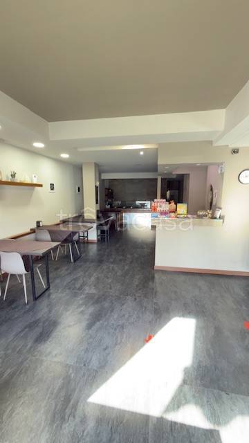 negozio in vendita a Rende