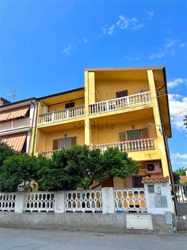 appartamento in vendita a Rende in zona Quattromiglia