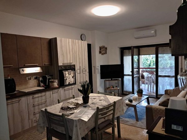 appartamento in vendita a Rende in zona Roges