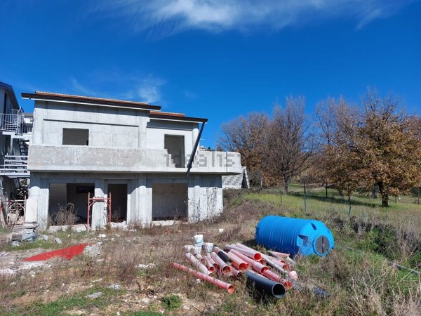 casa indipendente in vendita a Rende in zona Quattromiglia