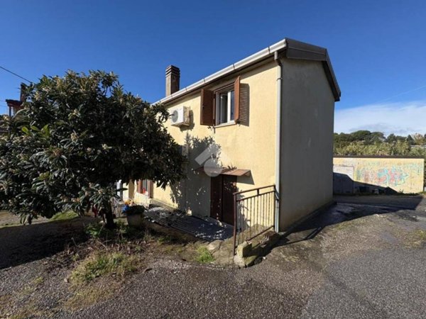 appartamento in vendita a Rende in zona Quattromiglia