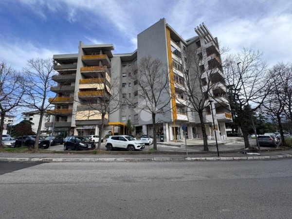 appartamento in vendita a Rende in zona Roges