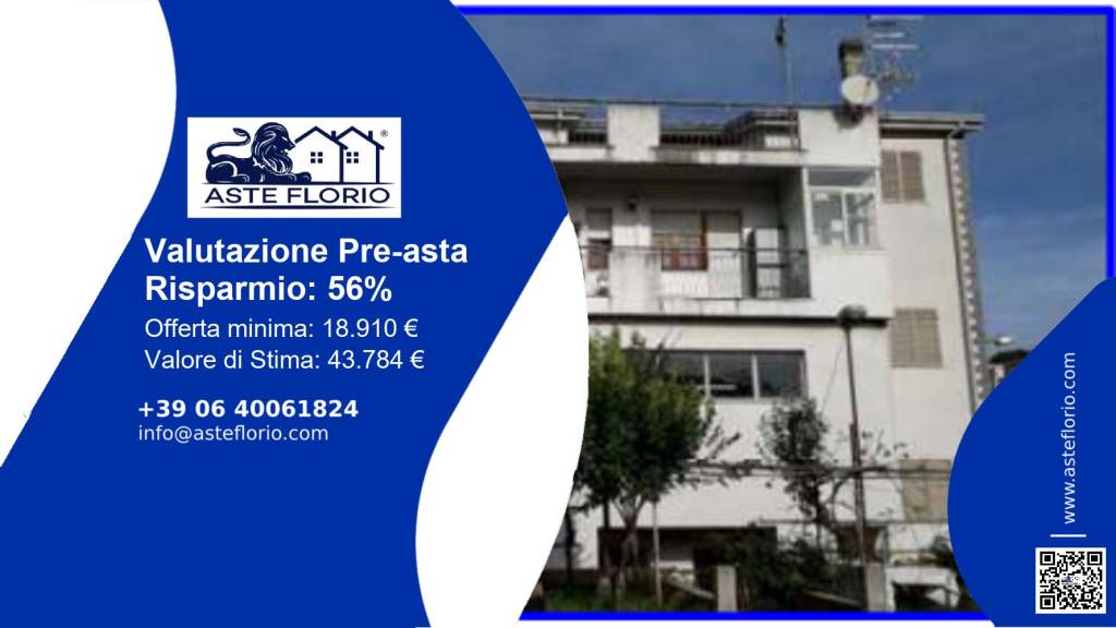 locale commerciale in vendita a Rende in zona Surdo