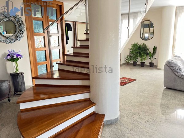 appartamento in vendita a Rende in zona Roges