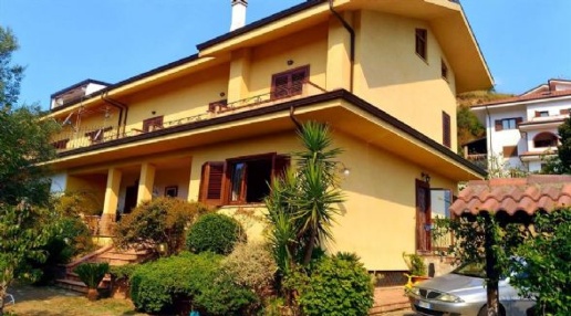 casa indipendente in vendita a Rende