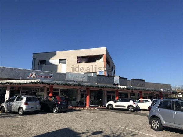 ufficio in vendita a Rende