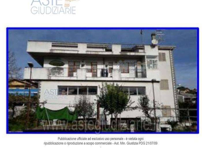 appartamento in vendita a Rende in zona Surdo