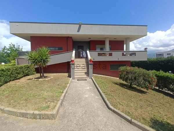 casa indipendente in vendita a Rende