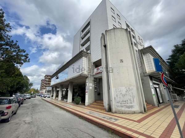 ufficio in vendita a Rende