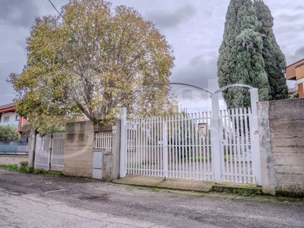 appartamento in vendita a Rende in zona Quattromiglia