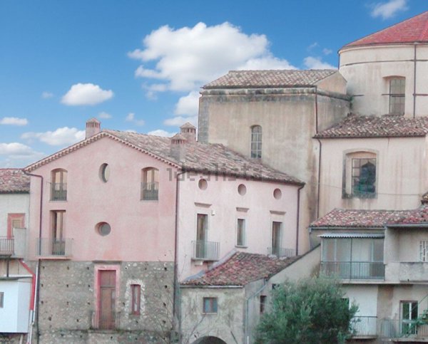 esavano in vendita a Rende