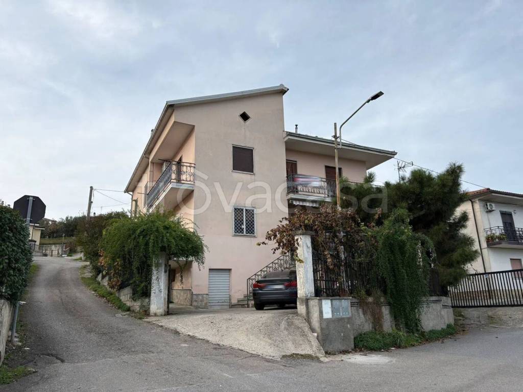 appartamento in vendita a Rende in zona Quattromiglia