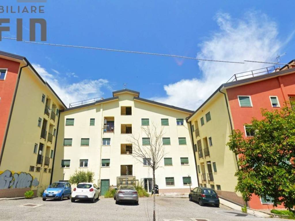 appartamento in vendita a Rende in zona Arcavacata