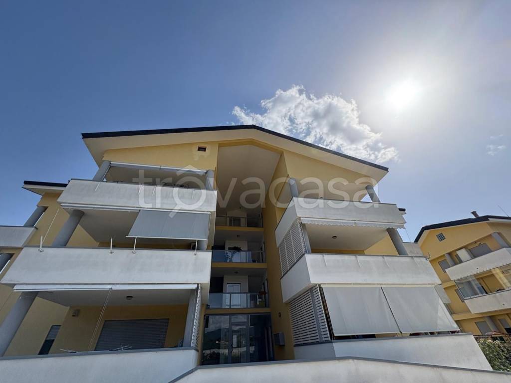 appartamento in vendita a Rende in zona Quattromiglia