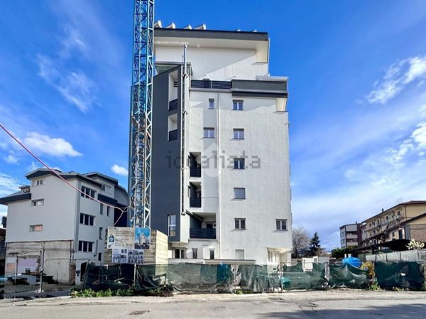 appartamento in vendita a Rende in zona Roges