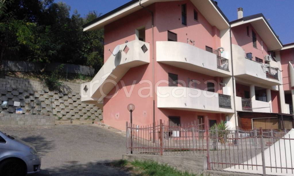 casa indipendente in vendita a Rende