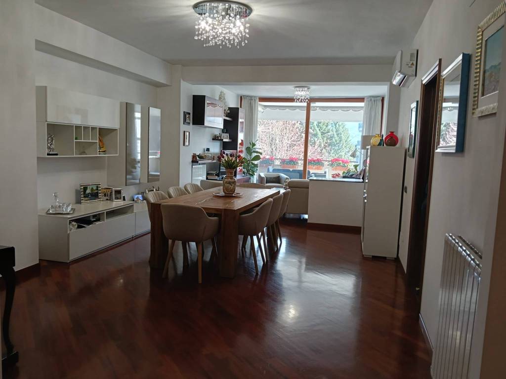 appartamento in vendita a Rende in zona Roges