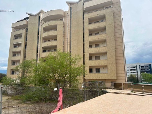 appartamento in vendita a Rende in zona Roges