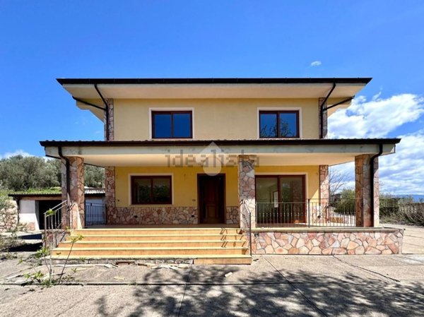 casa indipendente in vendita a Rende in zona Surdo