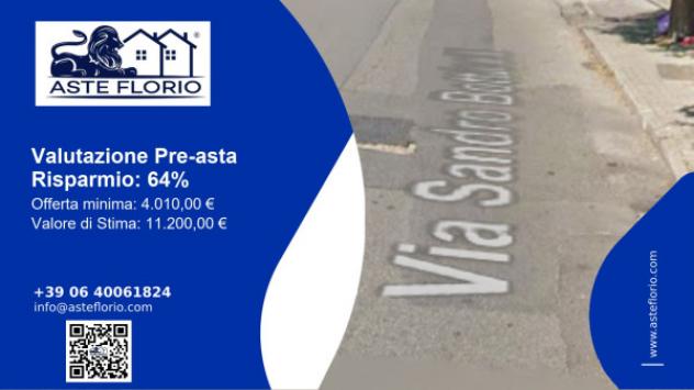 locale commerciale in vendita a Rende