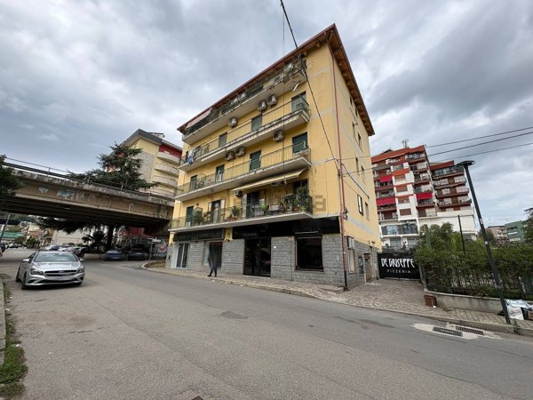 appartamento in vendita a Rende in zona Roges