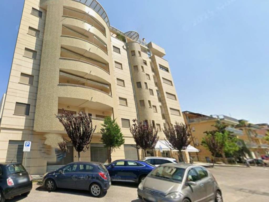 appartamento in vendita a Rende in zona Roges