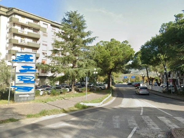 appartamento in vendita a Rende in zona Roges