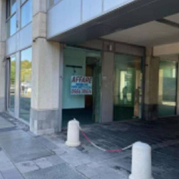 negozio in vendita a Rende