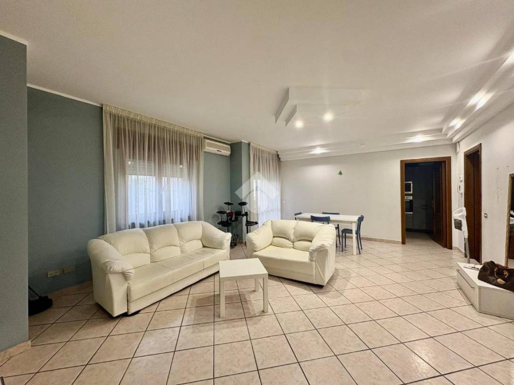 appartamento in vendita a Rende in zona Quattromiglia