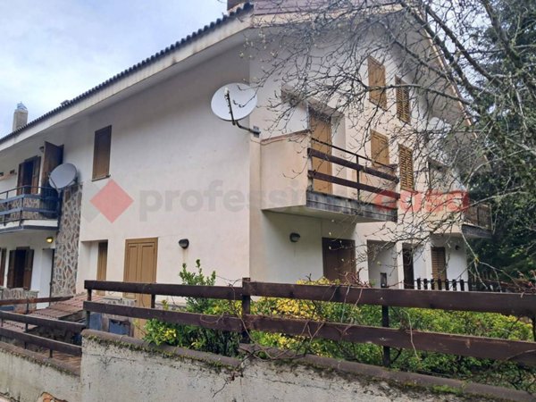 casa indipendente in vendita a Rende in zona Santo Stefano