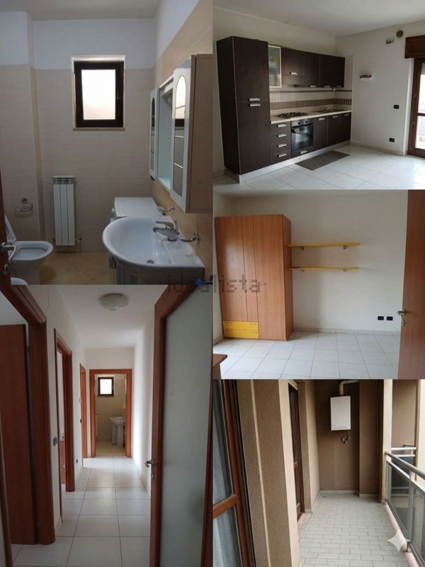 appartamento in vendita a Rende in zona Quattromiglia