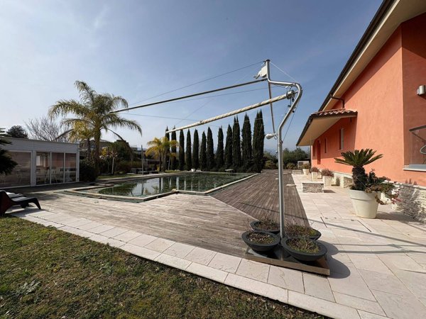 casa indipendente in vendita a Rende