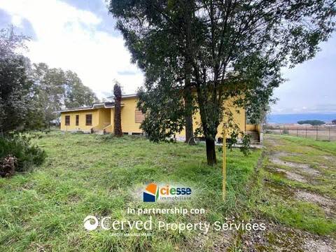 ufficio in vendita a Rende in zona Quattromiglia