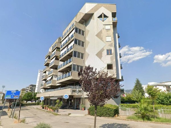 appartamento in vendita a Rende in zona Roges