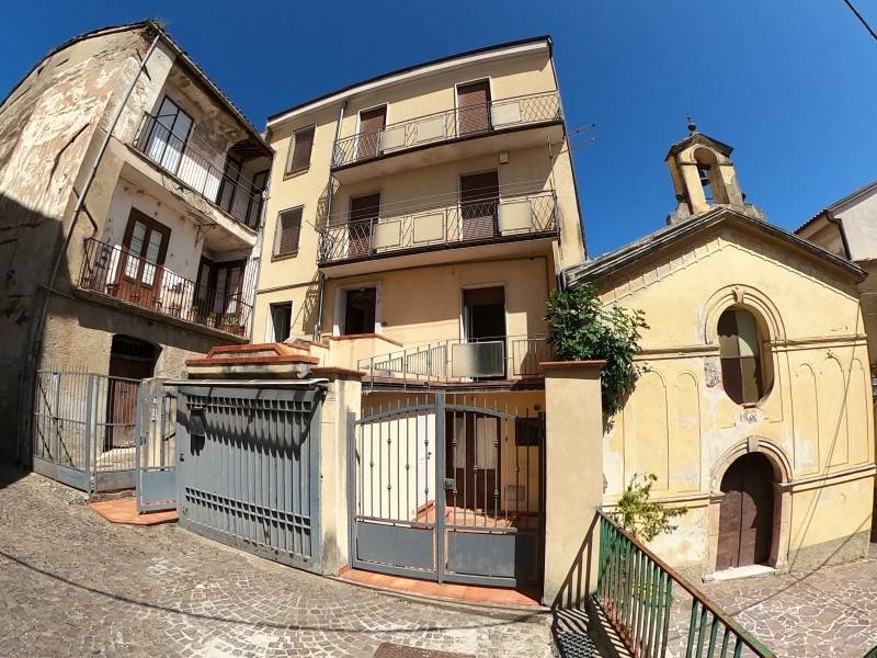 casa indipendente in vendita a Rende