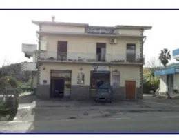 locale di sgombero in vendita a Rende in zona Surdo