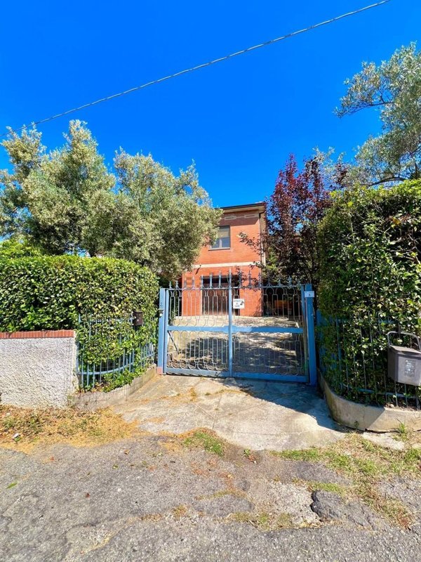casa indipendente in vendita a Rende