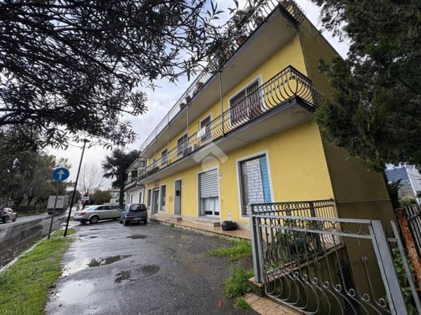 appartamento in vendita a Rende in zona Quattromiglia