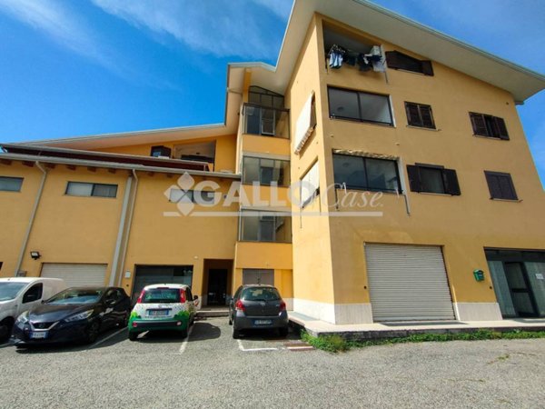 ufficio in vendita a Rende in zona Surdo