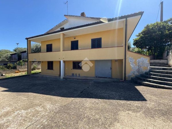casa indipendente in vendita a Rende in zona Arcavacata