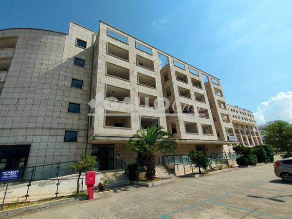 appartamento in vendita a Rende in zona Roges