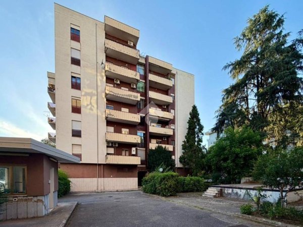 appartamento in vendita a Rende in zona Roges