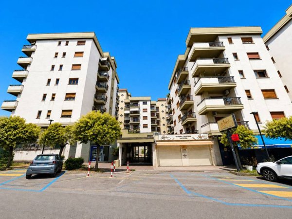 appartamento in vendita a Rende in zona Roges