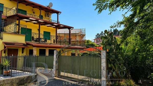 casa indipendente in vendita a Rende