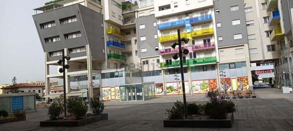 locale di sgombero in vendita a Rende in zona Quattromiglia