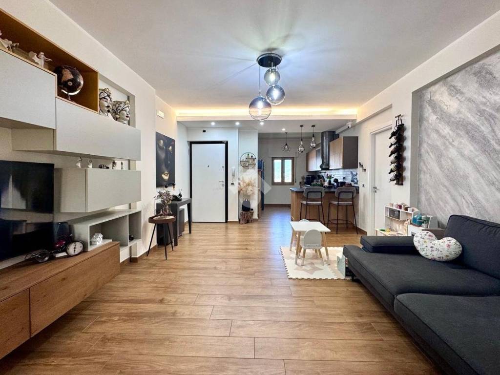 appartamento in vendita a Rende in zona Roges