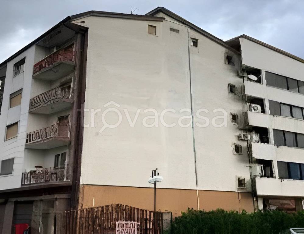 appartamento in vendita a Rende in zona Roges
