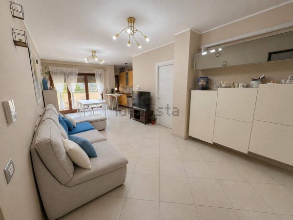 appartamento in vendita a Rende in zona Roges